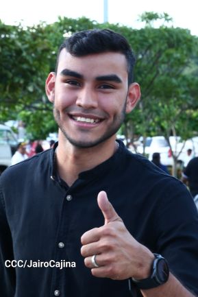 Nicaragüenses cierran ciclos con Aventura