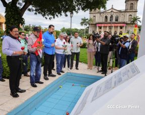 Nicaragüenses rinden homenaje al Comandante Carlos Fonseca a 48 años de su tránsito a la inmortalidad