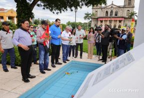 Nicaragüenses rinden homenaje al Comandante Carlos Fonseca a 48 años de su tránsito a la inmortalidad