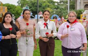 Nicaragüenses rinden homenaje al Comandante Carlos Fonseca a 48 años de su tránsito a la inmortalidad