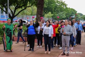 Nicaragüenses rinden homenaje al Comandante Carlos Fonseca a 48 años de su tránsito a la inmortalidad