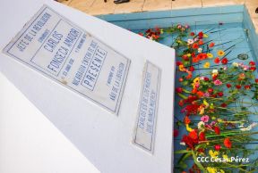 Nicaragüenses rinden homenaje al Comandante Carlos Fonseca a 48 años de su tránsito a la inmortalidad