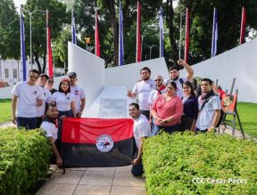 Nicaragüenses rinden homenaje al Comandante Carlos Fonseca a 48 años de su tránsito a la inmortalidad