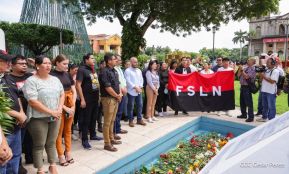 Nicaragüenses rinden homenaje al Comandante Carlos Fonseca a 48 años de su tránsito a la inmortalidad