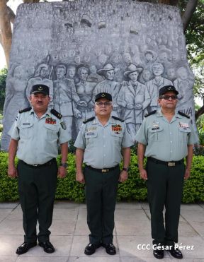 Nicaragüenses rinden homenaje al Comandante Carlos Fonseca a 48 años de su tránsito a la inmortalidad