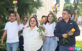 Nicaragüenses rinden homenaje al Comandante Carlos Fonseca a 48 años de su tránsito a la inmortalidad