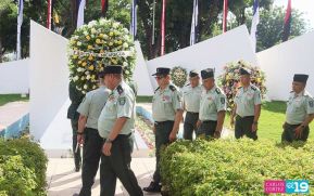 Nicaragüenses rinden homenaje al Comandante Carlos Fonseca a 48 años de su tránsito a la inmortalidad
