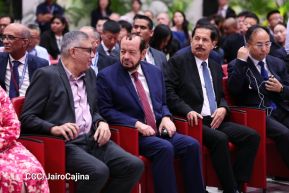 Comandante Daniel y Compañera Rosario en la XVIII Cumbre Empresarial China - Latinoamérica y el Caribe