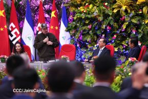 Comandante Daniel y Compañera Rosario en la XVIII Cumbre Empresarial China - Latinoamérica y el Caribe