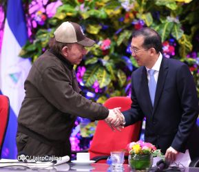 Comandante Daniel y Compañera Rosario en la XVIII Cumbre Empresarial China - Latinoamérica y el Caribe