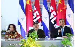 Comandante Daniel y Compañera Rosario en la XVIII Cumbre Empresarial China - Latinoamérica y el Caribe
