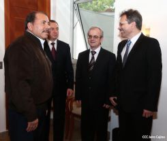 Presidente Daniel se reúne con Canciller de Bielorrusia