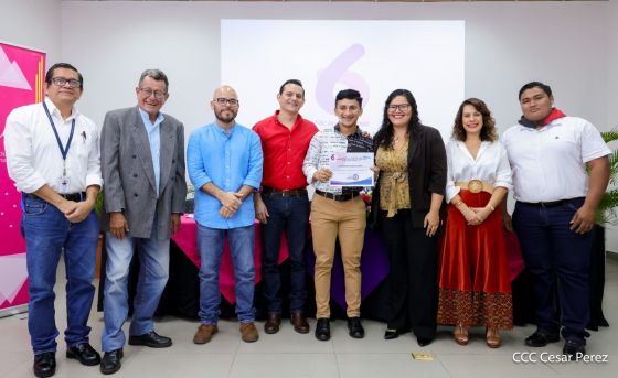 Estudiantes que realizaron prácticas en Medios del Poder Ciudadano reciben reconocimientos