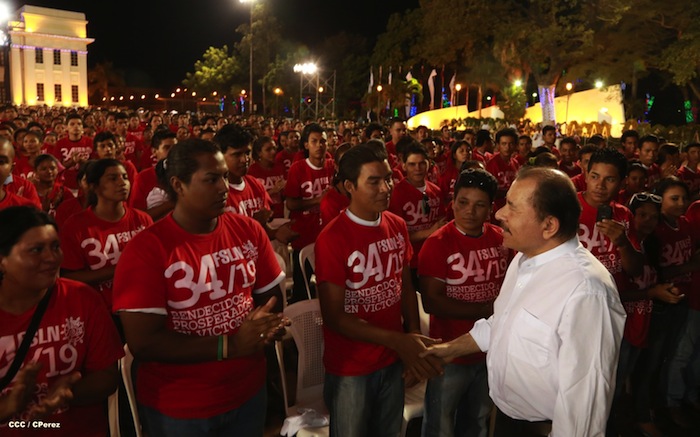 Daniel y Rosario celebran junto al pueblo el Día Internacional de los Trabajadores