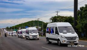 Flota de buses chinos para mejorar el transporte público de la Costa Caribe y el Pacífico