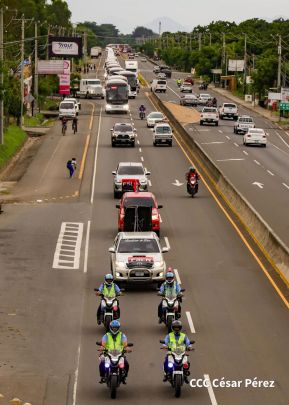 Flota de buses chinos para mejorar el transporte público de la Costa Caribe y el Pacífico