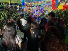 ¡María de Nicaragua, Nicaragua de María! Familias celebran la tradicional Gritería a la Purísima