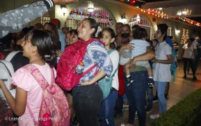 ¡María de Nicaragua, Nicaragua de María! Familias celebran la tradicional Gritería a la Purísima