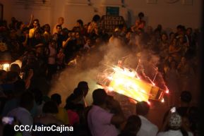 ¡María de Nicaragua, Nicaragua de María! Familias celebran la tradicional Gritería a la Purísima
