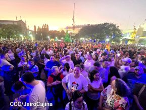 ¡María de Nicaragua, Nicaragua de María! Familias celebran la tradicional Gritería a la Purísima