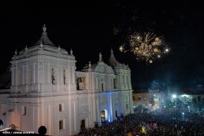 ¡María de Nicaragua, Nicaragua de María! Familias celebran la tradicional Gritería a la Purísima