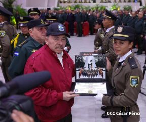  XXIX Graduación de oficiales del Centro Superior de Estudios Militares, General José Dolores Estrada Vado