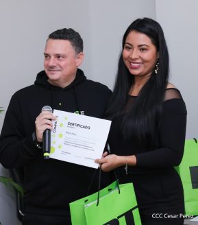 Comunicadores de RT y periodistas de Poder Ciudadano en intercambio de aprendizajes