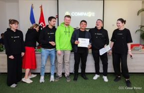 Comunicadores de RT y periodistas de Poder Ciudadano en intercambio de aprendizajes