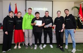 Comunicadores de RT y periodistas de Poder Ciudadano en intercambio de aprendizajes