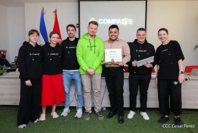 Comunicadores de RT y periodistas de Poder Ciudadano en intercambio de aprendizajes