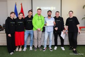 Comunicadores de RT y periodistas de Poder Ciudadano en intercambio de aprendizajes