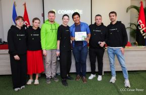 Comunicadores de RT y periodistas de Poder Ciudadano en intercambio de aprendizajes