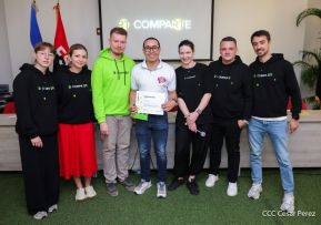 Comunicadores de RT y periodistas de Poder Ciudadano en intercambio de aprendizajes