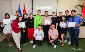 Comunicadores de RT y periodistas de Poder Ciudadano en intercambio de aprendizajes