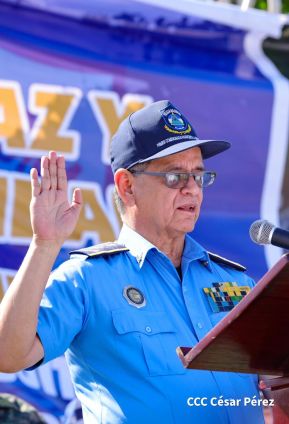 Acto de juramentación de Policia Voluntaria en Nueva Segovia