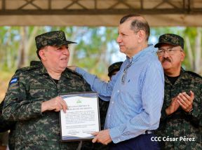 Quinto Comando Militar Regional y Destacamento Militar Sur reciben entrega técnica y medios militares