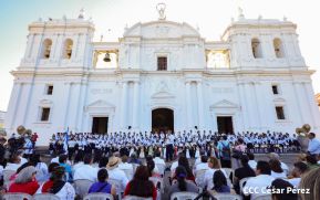 Nicaragüenses conmemoran los 109 años del tránsito a la inmortalidad de Rubén Darío 