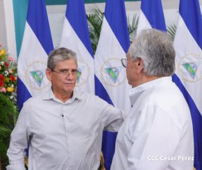 Nicaragüenses conmemoran los 109 años del tránsito a la inmortalidad de Rubén Darío 