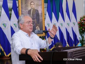 Nicaragüenses conmemoran los 109 años del tránsito a la inmortalidad de Rubén Darío 