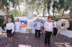 Nicaragüenses conmemoran los 109 años del tránsito a la inmortalidad de Rubén Darío 