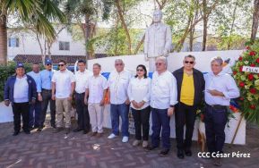 Nicaragüenses conmemoran los 109 años del tránsito a la inmortalidad de Rubén Darío 