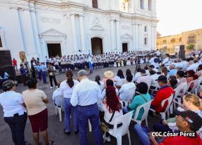 Nicaragüenses conmemoran los 109 años del tránsito a la inmortalidad de Rubén Darío 