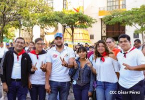 Nicaragüenses conmemoran los 109 años del tránsito a la inmortalidad de Rubén Darío 