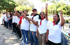 Nicaragüenses conmemoran los 109 años del tránsito a la inmortalidad de Rubén Darío 