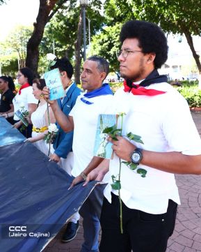 Nicaragüenses conmemoran los 109 años del tránsito a la inmortalidad de Rubén Darío 