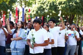 Nicaragüenses conmemoran los 109 años del tránsito a la inmortalidad de Rubén Darío 