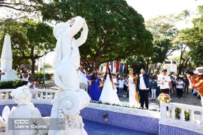 Nicaragüenses conmemoran los 109 años del tránsito a la inmortalidad de Rubén Darío 