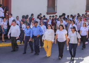 Nicaragüenses conmemoran los 109 años del tránsito a la inmortalidad de Rubén Darío 