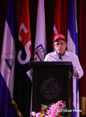 Nicaragüenses conmemoran los 109 años del tránsito a la inmortalidad de Rubén Darío 