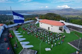 Nicaragüenses conmemoran el 91 aniversario del paso a la inmortalidad del General Augusto C. Sandino